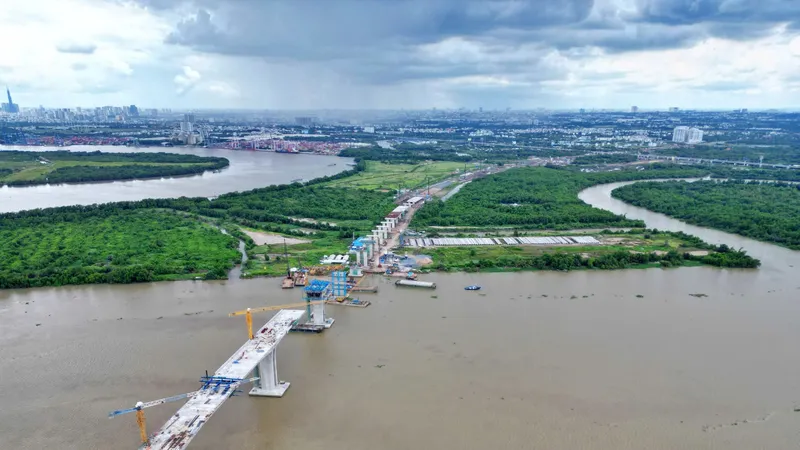 Cầu Nhơn Trạch nối TPHCM với Đồng Nai trước ngày hợp long 