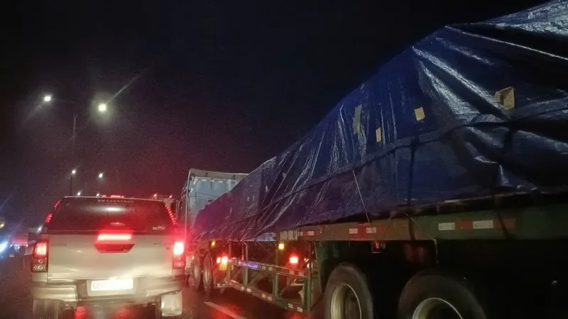 Ùn tắc giao thông kéo dài trên Quốc lộ 51 đoạn qua Đồng Nai