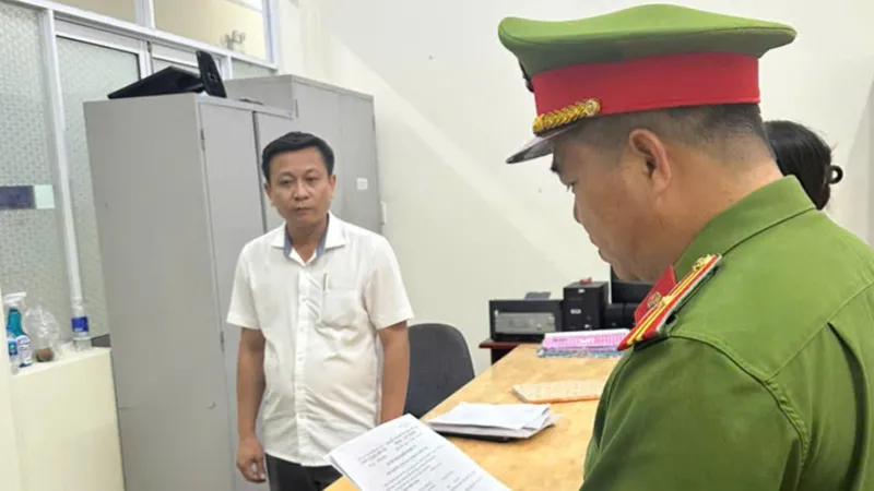 Đồng Nai: Khởi tố, bắt tạm giam cán bộ địa chính phường 