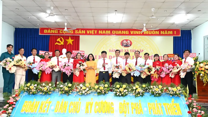 Tây Ninh: Khai mạc Đại hội đại biểu điểm Đảng bộ xã Tân Lập 