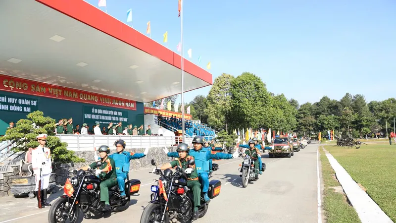 Lực lượng vũ trang tỉnh Đồng Nai tổ chức ra quân huấn luyện và phát động phong trào thi đua "Thần tốc - Quyết thắng".