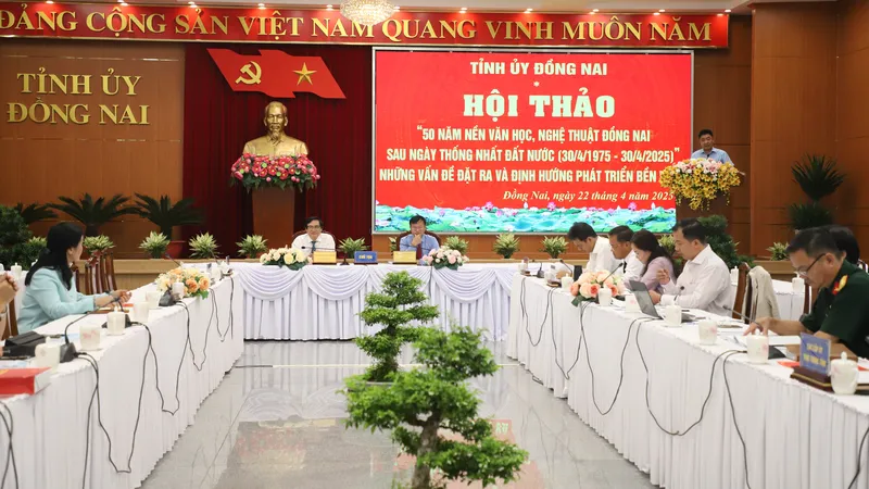 Hội thảo 50 năm nền văn học nghệ thuật Đồng Nai