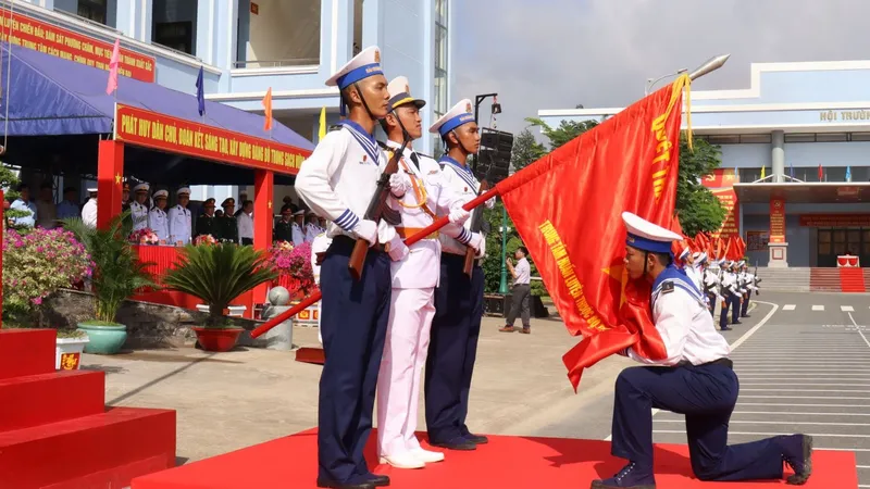 Thượng tướng Trịnh Văn Quyết dự lễ tuyên thệ chiến sĩ mới tại Đồng Nai