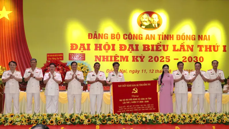 Xây dựng Công an tỉnh Đồng Nai trong sạch, vững mạnh