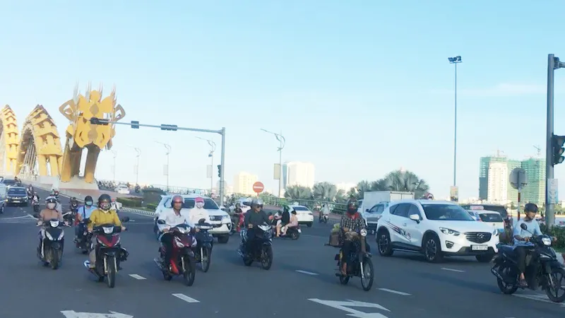 Nhiều ý kiến phản đối thu phí ô tô vào trung tâm TP Đà Nẵng
