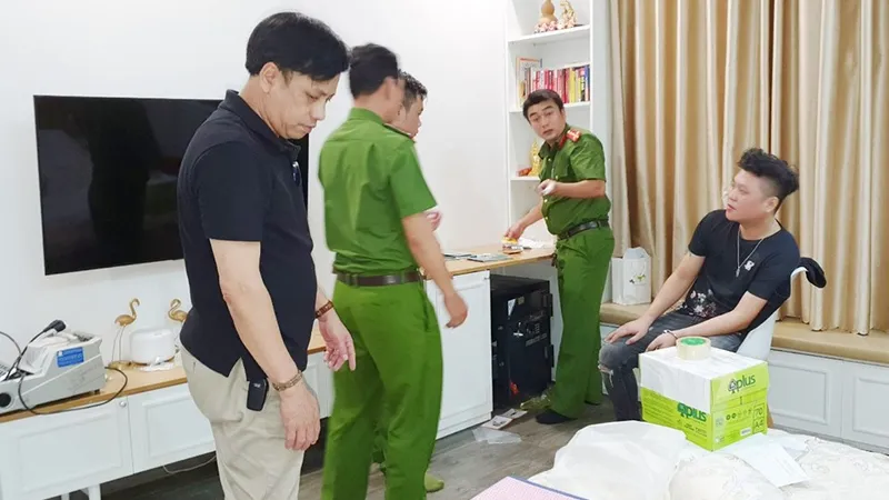 Triệt phá đường dây cá độ bóng đá qua mạng hơn 32 triệu USD tại Đà Nẵng