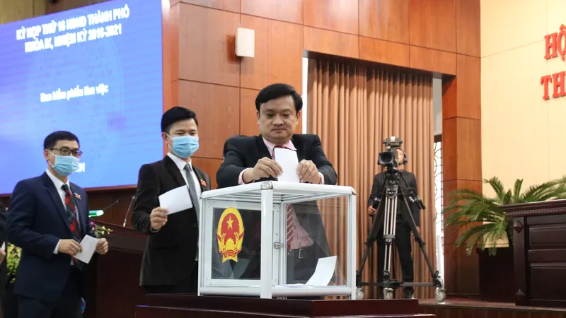 Ông Lê Trung Chinh được bầu làm Chủ tịch UBND TP Đà Nẵng
