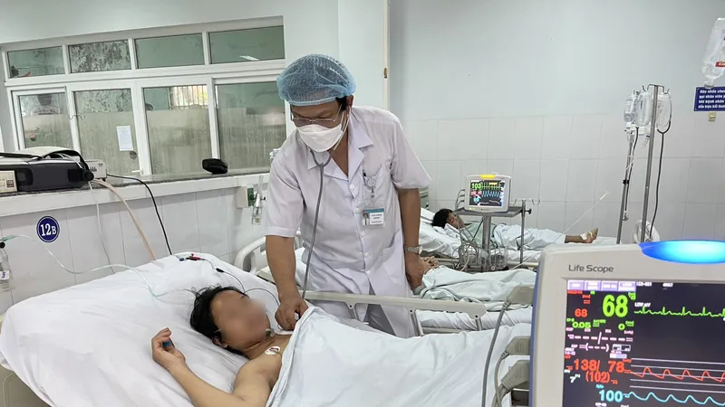Vụ ngộ độc do ăn cá chép ủ chua ở Quảng Nam: Còn 1 bệnh nhân phải thở máy