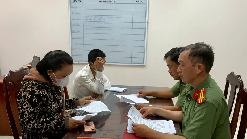 Quảng Nam xử phạt 2 người chuyển cuộc gọi đòi nợ đến đường dây nóng của Bộ Công an