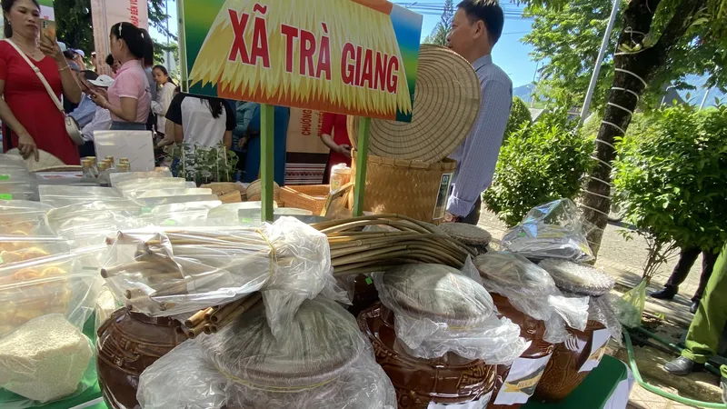 Hàng trăm đặc sản được giới thiệu tại ngày hội quảng bá các sản phẩm miền núi tỉnh Quảng Nam