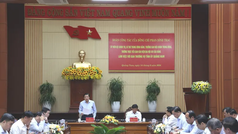 Quảng Nam đã vượt lên khó khăn, đạt được nhiều kết quả tích cực