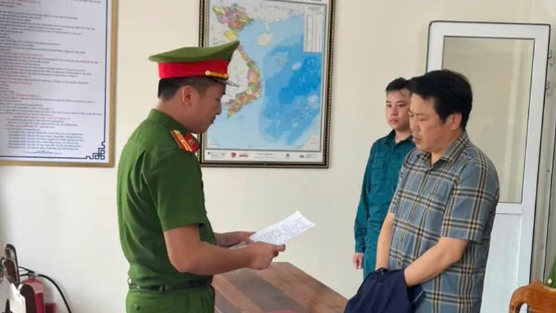 Bắt giám đốc lừa giúp trúng thầu dự án để chiếm đoạt 2 tỷ đồng