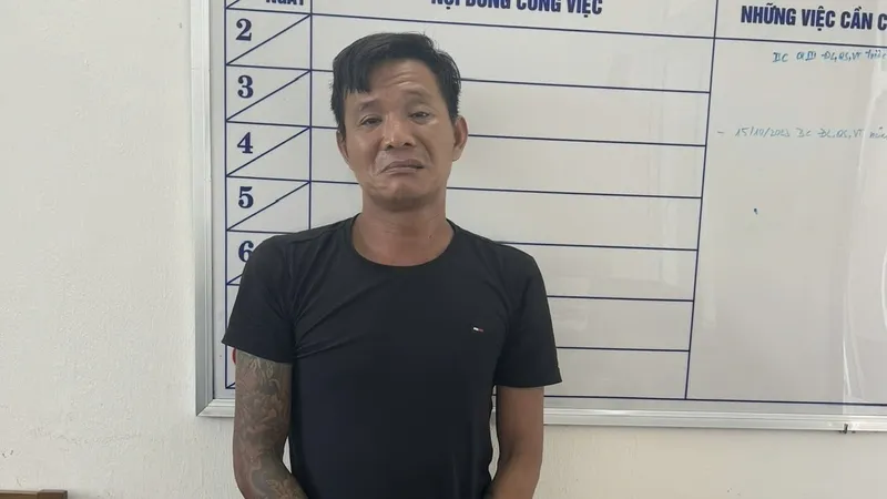 Bắt đối tượng giết người vì nghĩ bị “nhìn đểu”