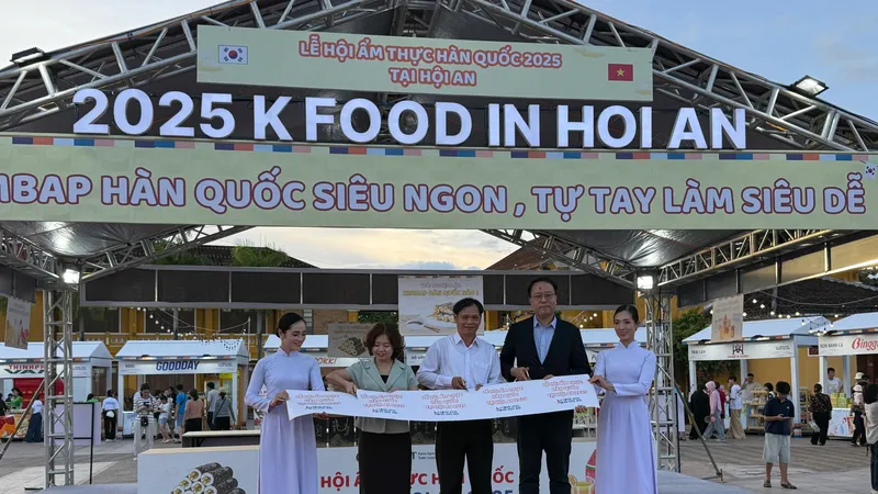 Khai mạc Lễ hội Ẩm thực Hàn Quốc tại Hội An