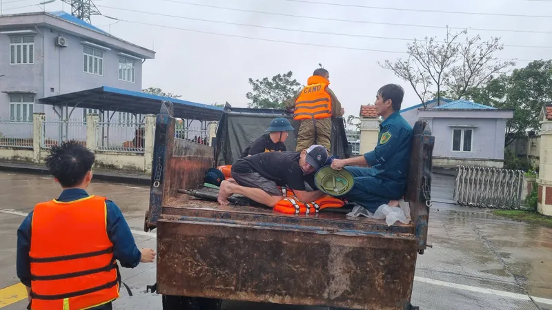 8 người trong một ngôi nhà ở Đà Nẵng bị ngạt khí nghi do dùng máy phát điện