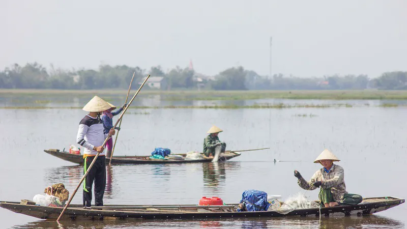Mưu sinh vùng càng mùa nước nổi