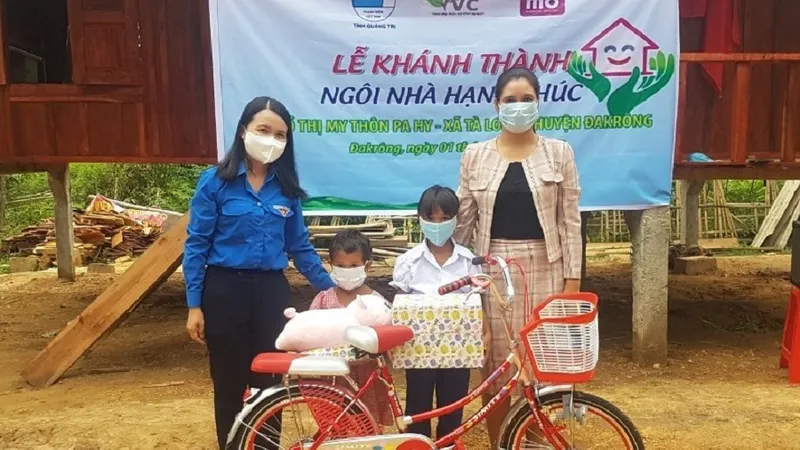 Lễ khánh thành trao tặng ngôi nhà hạnh phúc cho em My