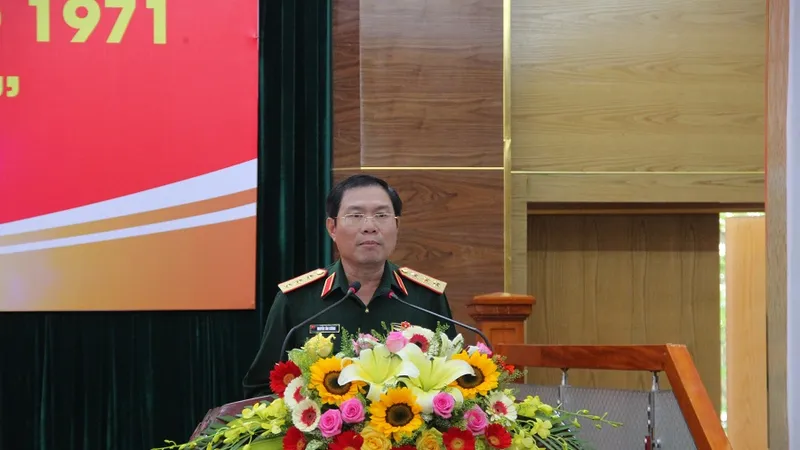Thượng tướng Nguyễn Tân Cương phát biểu khai mạc hội thảo
