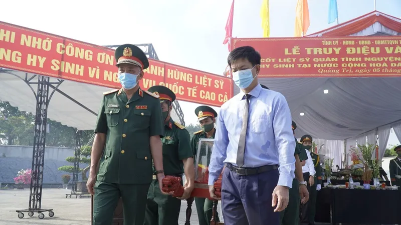 Quảng Trị: Truy điệu, an táng 24 hài cốt liệt sĩ hy sinh tại Lào 