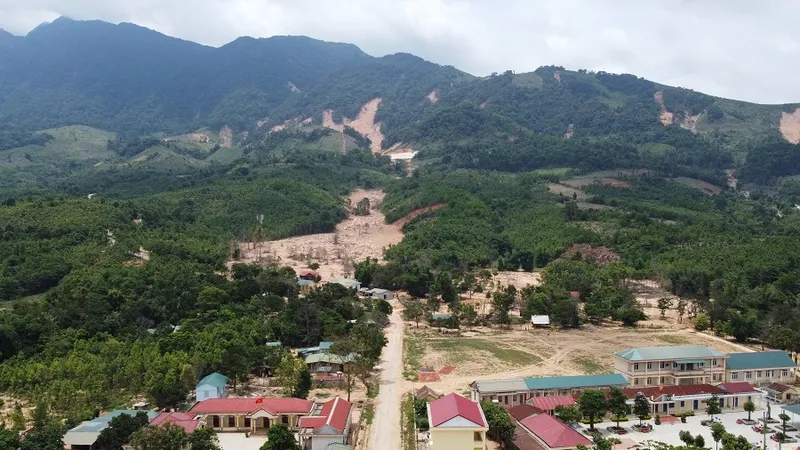 Thu hồi tiền hỗ trợ của nhiều hộ dân do khai man diện tích ruộng bị thiệt hại