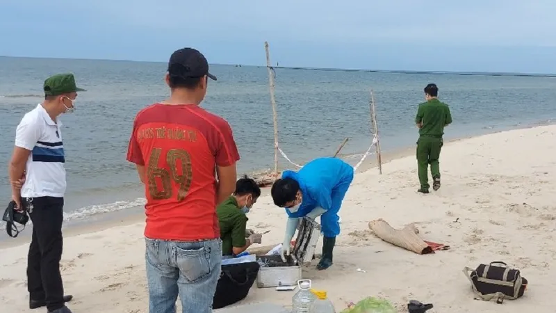 Quảng Trị: Phát hiện một thi thể trôi dạt bờ biển