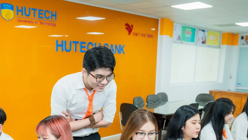 Học ngành Tài chính ngân hàng ở đại học như thế nào?