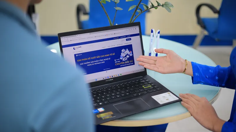 oneSME - Sàn giao dịch thương mại điện tử đầu tiên dành cho doanh nghiệp của VNPT
