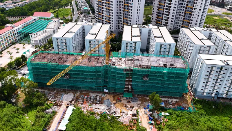 Cất nóc block C nhà ở xã hội EHomeS Nam Sài Gòn