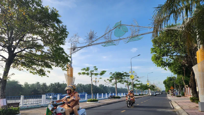 Con sẽ về nhà - sau tết
