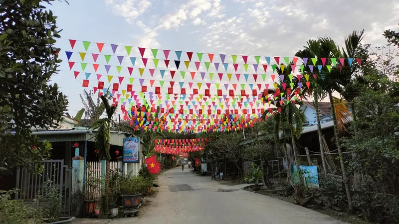 Tết về trên muôn nẻo quê