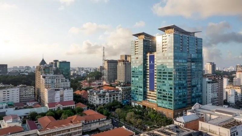 Vì sao các thương hiệu lớn chi bộn để sở hữu mặt bằng tại “tuyến phố kim cương”?