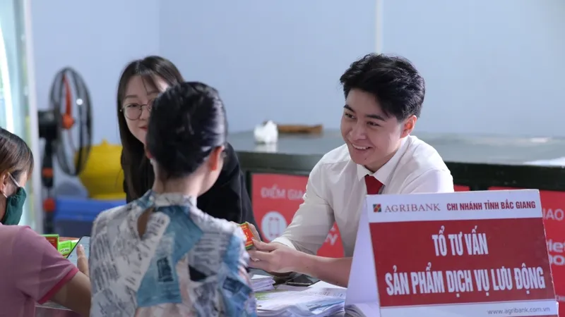 Ưu tiên vốn tín dụng tháo gỡ khó khăn cho sản xuất kinh doanh, thúc đẩy tăng trưởng