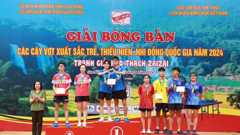 Bóng bàn CAND - T&T về nhất toàn đoàn với 14 huy chương vàng Giải trẻ quốc gia