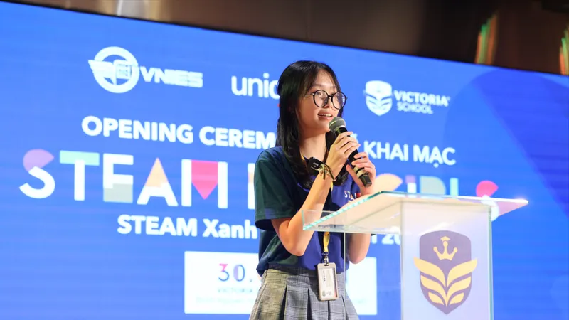 Các thí sinh "STEAM for Girls" sẵn sàng cho hành trình khám phá và sáng tạo