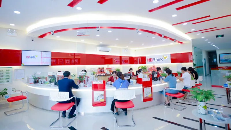 HDBank dành gói tín dụng ưu đãi 12.000 tỷ đồng hỗ trợ thiết thực cho khách hàng chịu ảnh hưởng bởi bão lũ 
