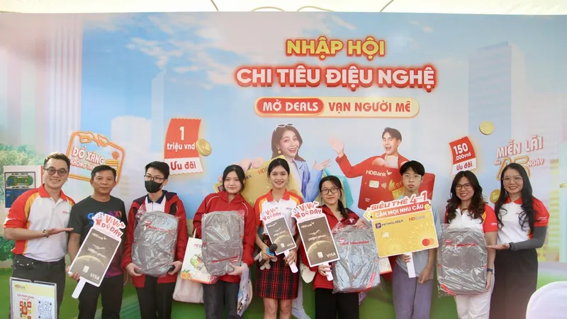Thẻ HDBank hai năm liền tạo “cơn sốt” tại Sóng Festival