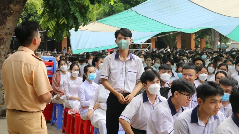 “Vũ khí” diệt tin giả, tin xấu