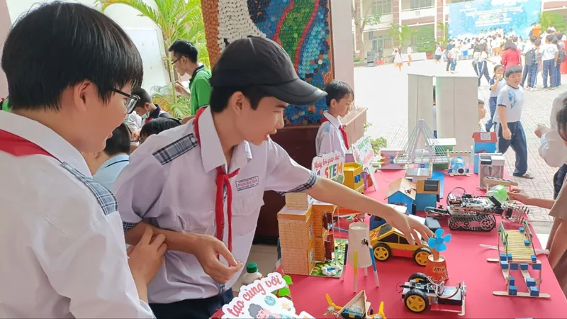 Đưa hệ thống dữ liệu và AI vào giảng dạy