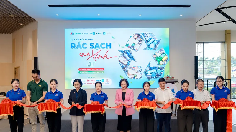 MM Mega Market tổ chức ngày môi trường “Rác sạch quà xinh”