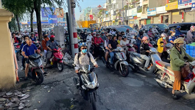 Xây dựng ý thức, văn hóa giao thông: Cư xử văn minh khi tham gia giao thông
