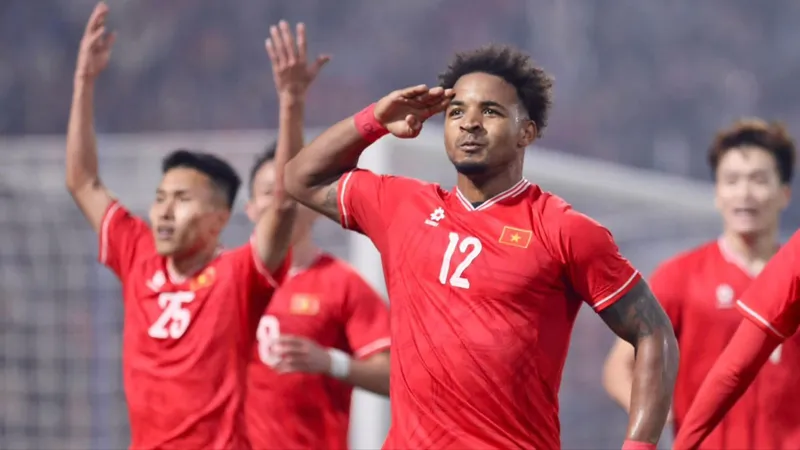 Chung kết lượt đi: Việt Nam - Thái Lan 2-1: Chiến thắng mở đường đến ngôi vương