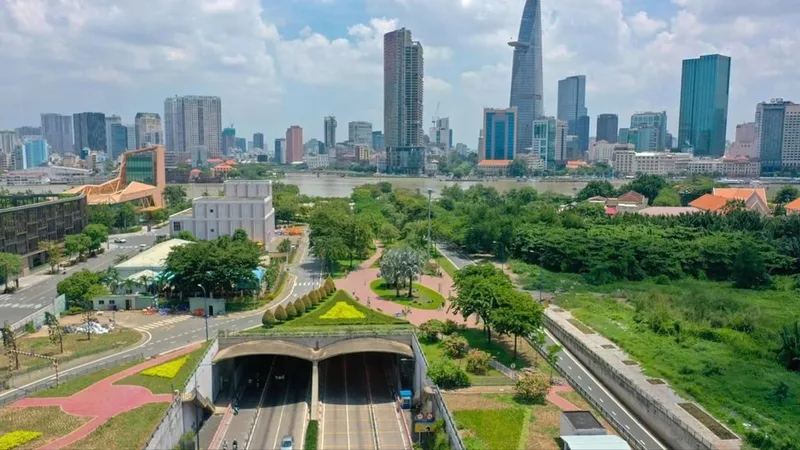 Hầm vượt sông Sài Gòn - Công trình thế kỷ