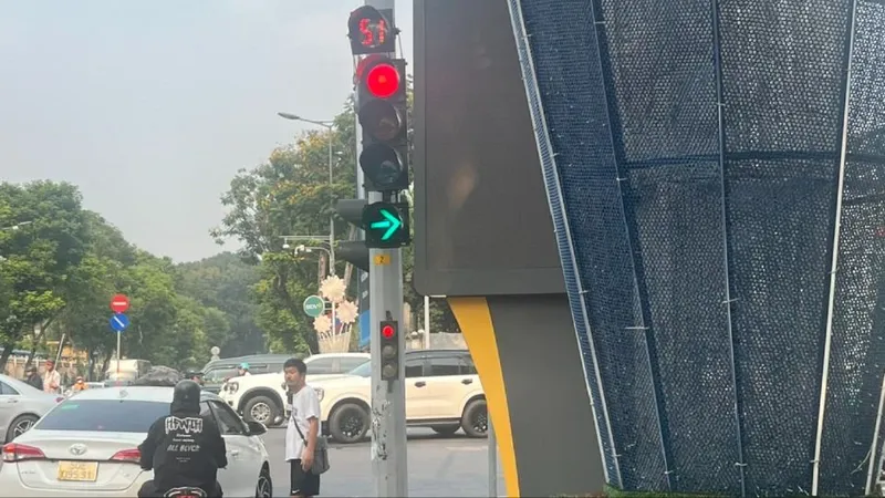 Bảng quảng cáo che mắt người đi đường