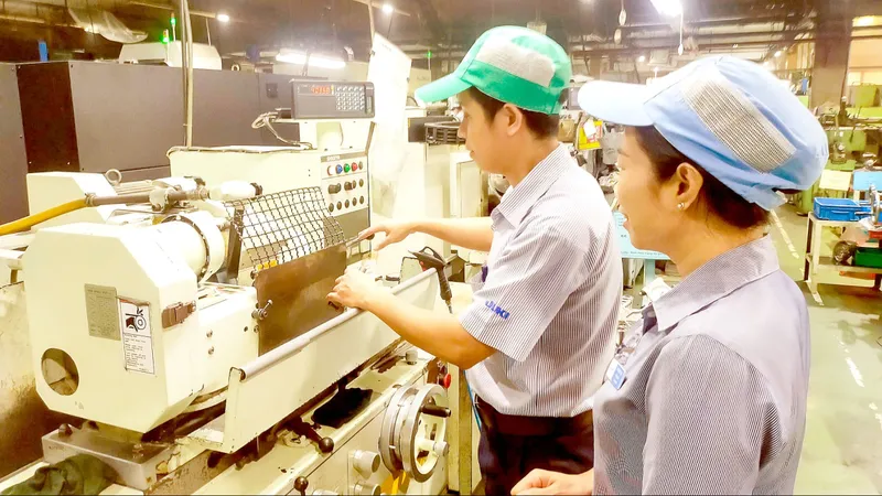TPHCM: Hơn 97% công nhân trở lại nhà máy, tăng tốc sản xuất