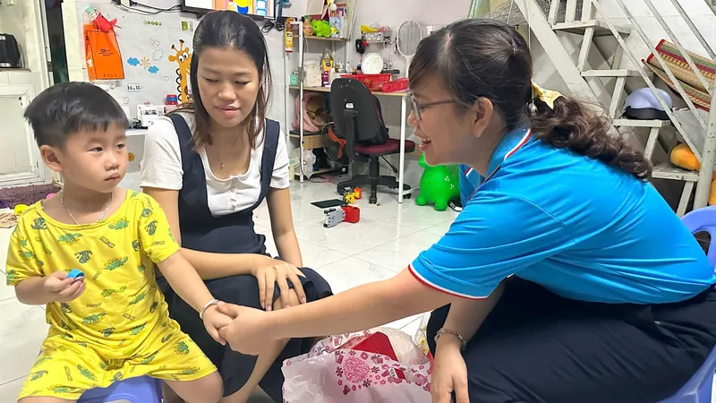 Bộ Y tế đề xuất sửa đổi quy định về việc sinh con