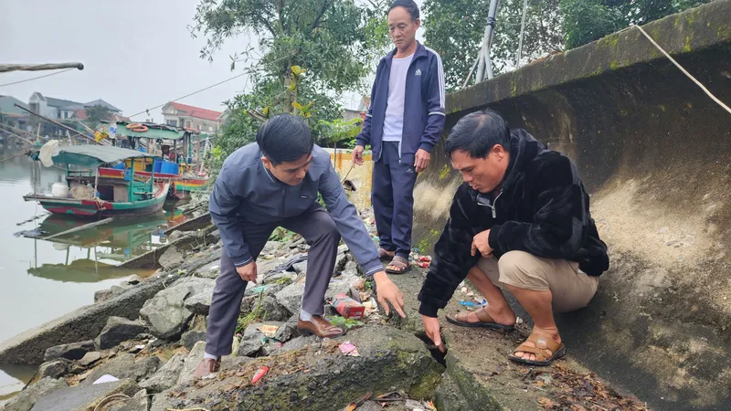 Sống thấp thỏm bên bờ sông sạt lở