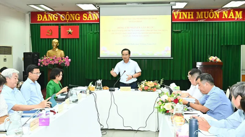 Gỡ “cục máu đông” để kinh tế tư nhân phát triển