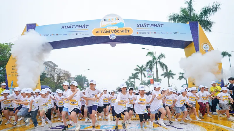 10.548 vận động viên chạy vì tầm vóc Việt tại S-Race Hà Tĩnh