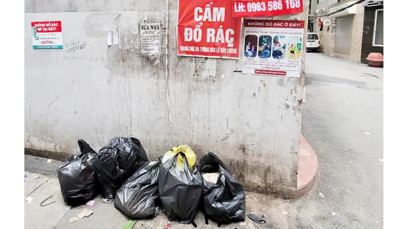 Hà Nội đưa “mắt thần” giám sát rác thải: Thêm cơ chế khuyến khích vai trò giám sát của người dân
