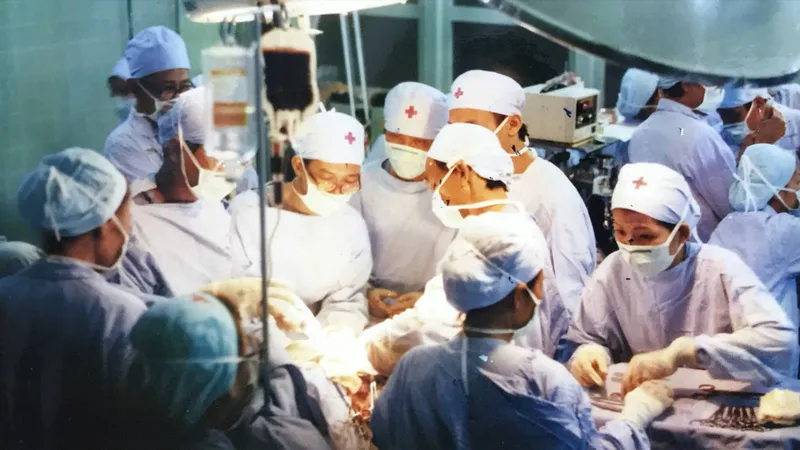 50 năm non sông liền một dải - Bài 9: Định vị thương hiệu y tế TPHCM trên bản đồ thế giới